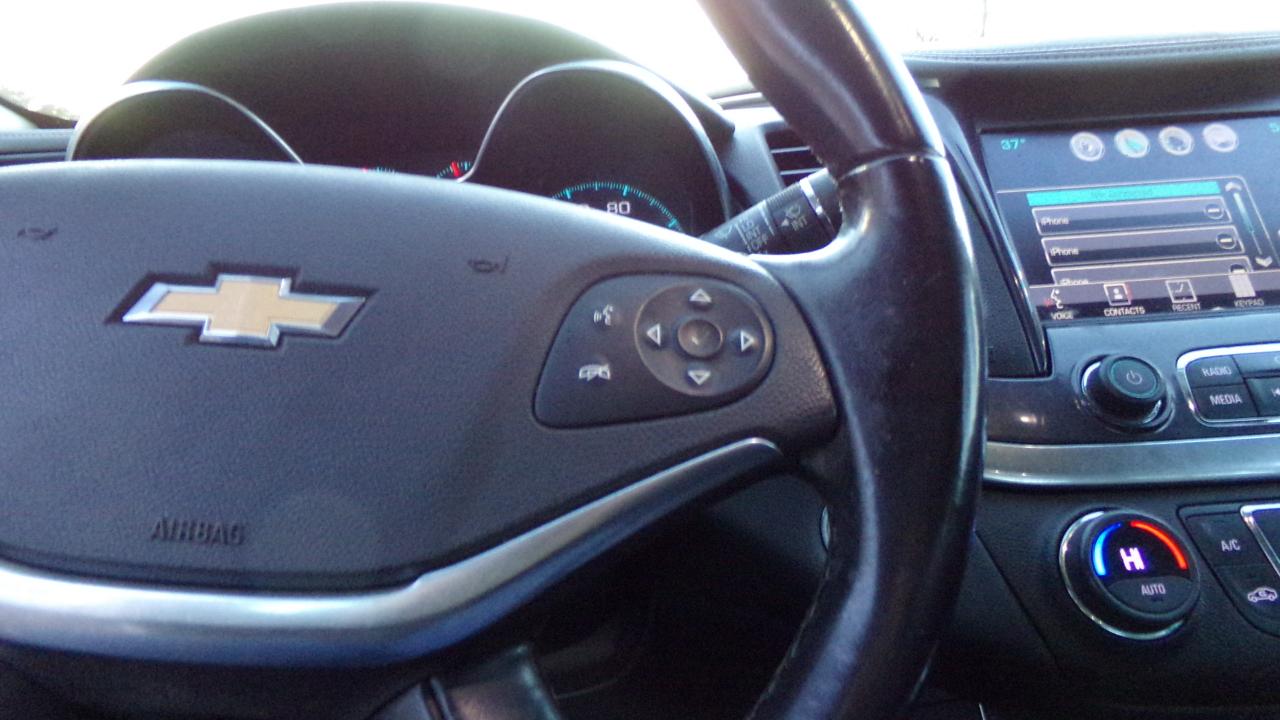 Chevrolet Impala 4dr Sdn LT w/1LT 2018