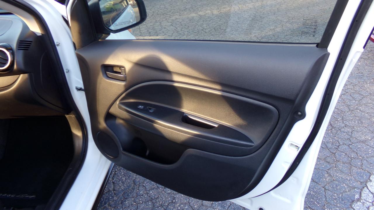 Mitsubishi Mirage G4 SE CVT 2020