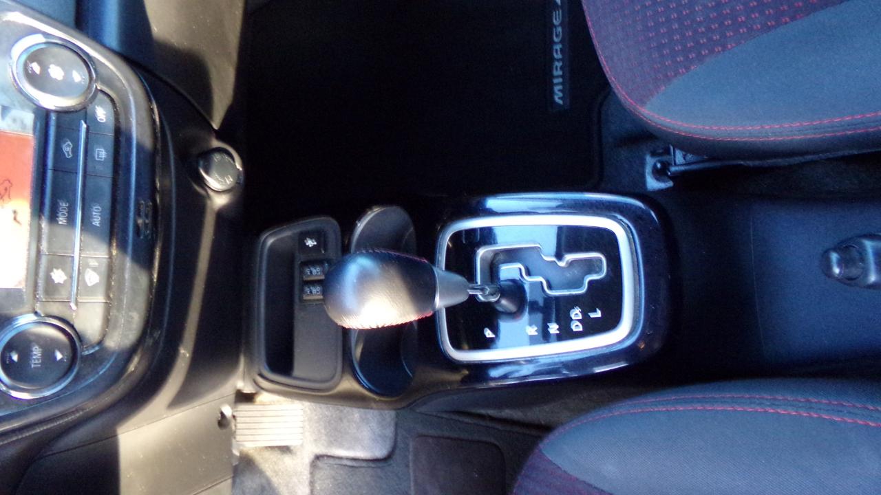 Mitsubishi Mirage G4 SE CVT 2020