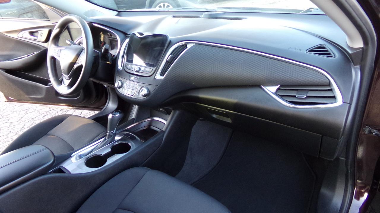 Chevrolet Malibu 4dr Sdn LT 2020