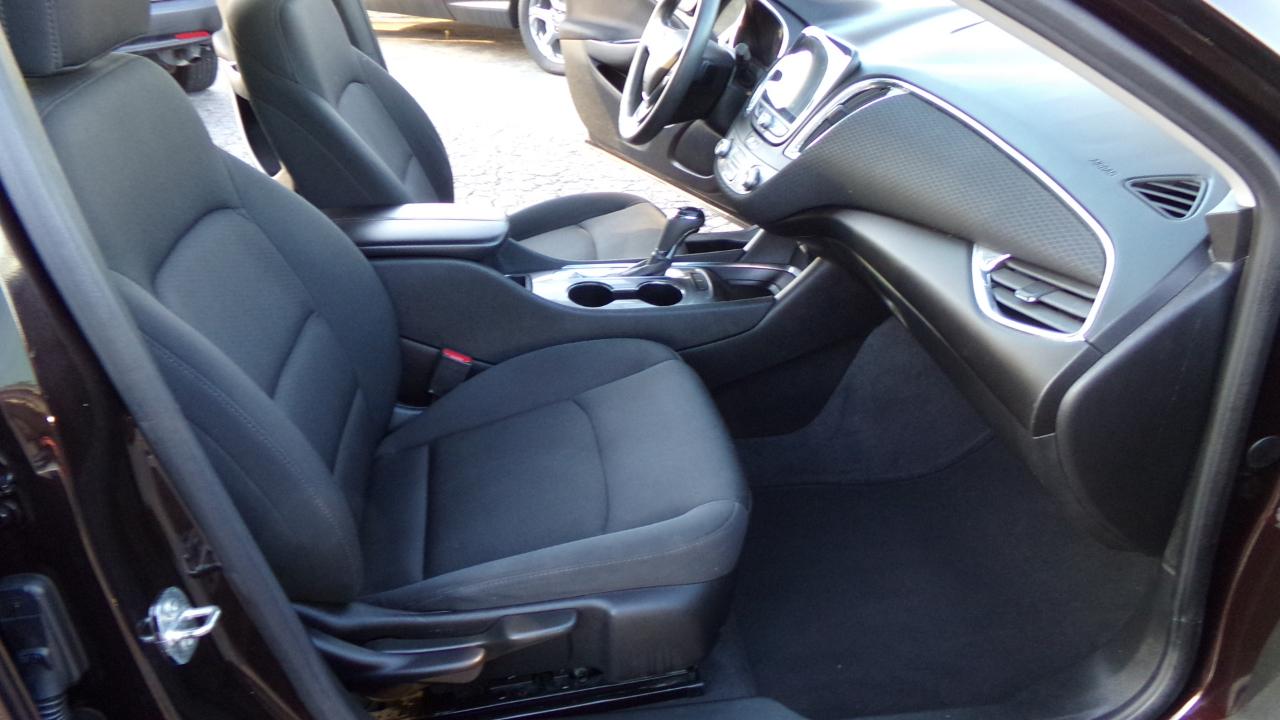 Chevrolet Malibu 4dr Sdn LT 2020