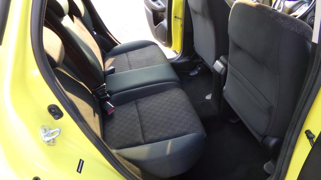 Honda Fit 5dr HB CVT LX 2016