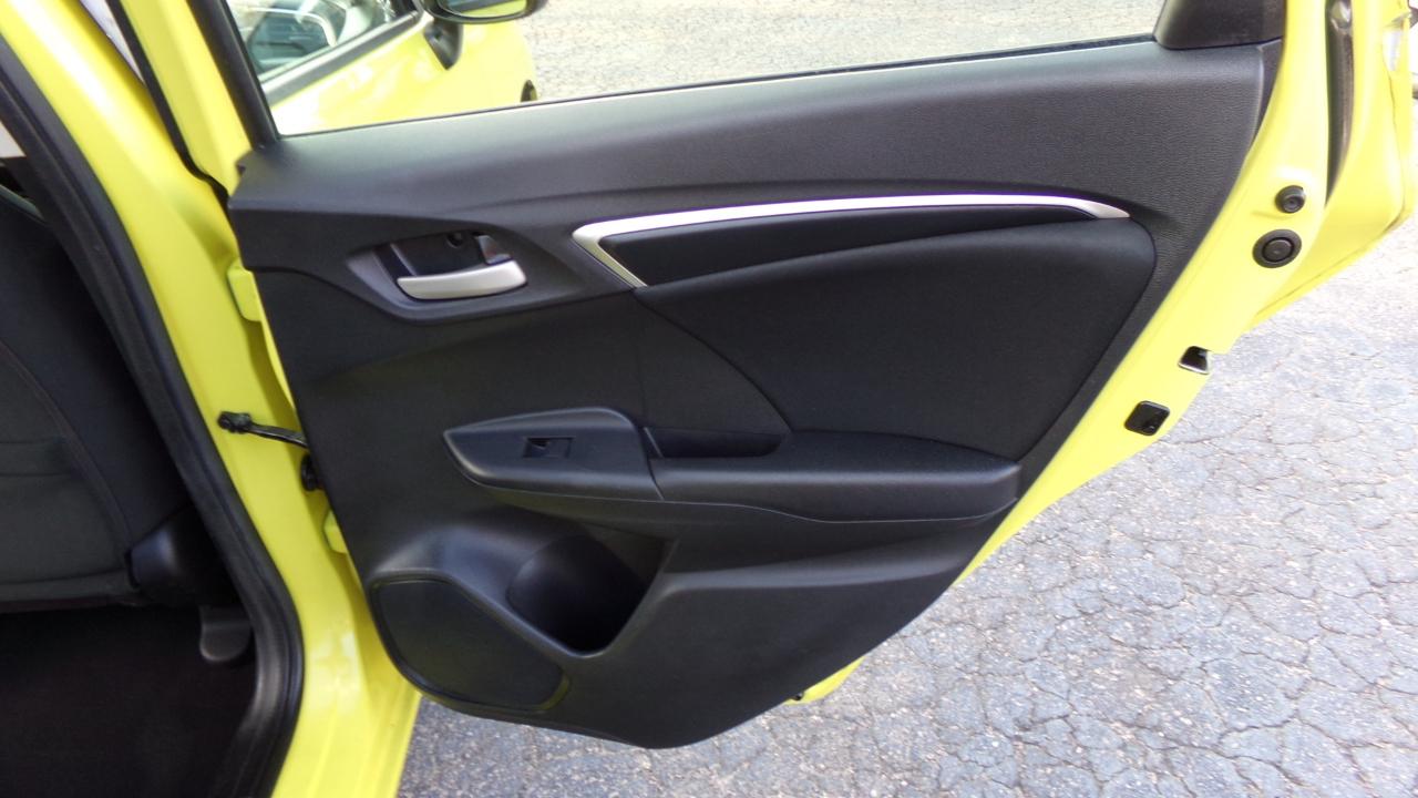 Honda Fit 5dr HB CVT LX 2016