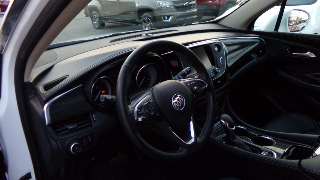 Buick Envision FWD 4dr Essence 2017