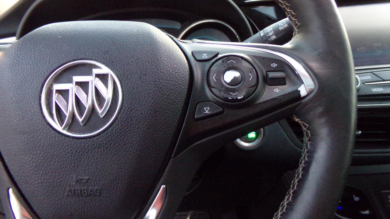 Buick Envision FWD 4dr Essence 2017