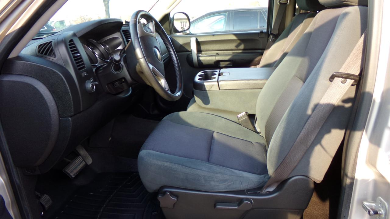 Chevrolet Silverado 1500 2WD Crew Cab 143.5" LT 2009