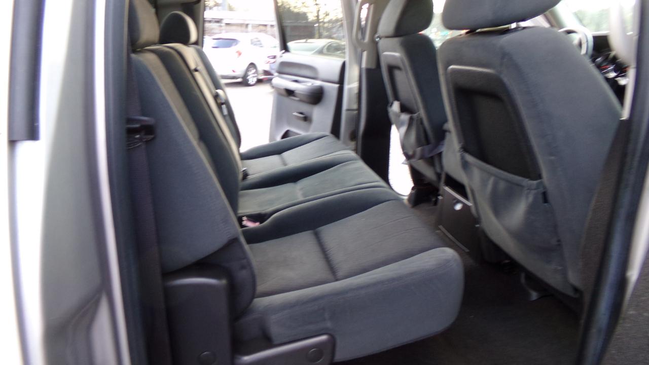 Chevrolet Silverado 1500 2WD Crew Cab 143.5" LT 2009