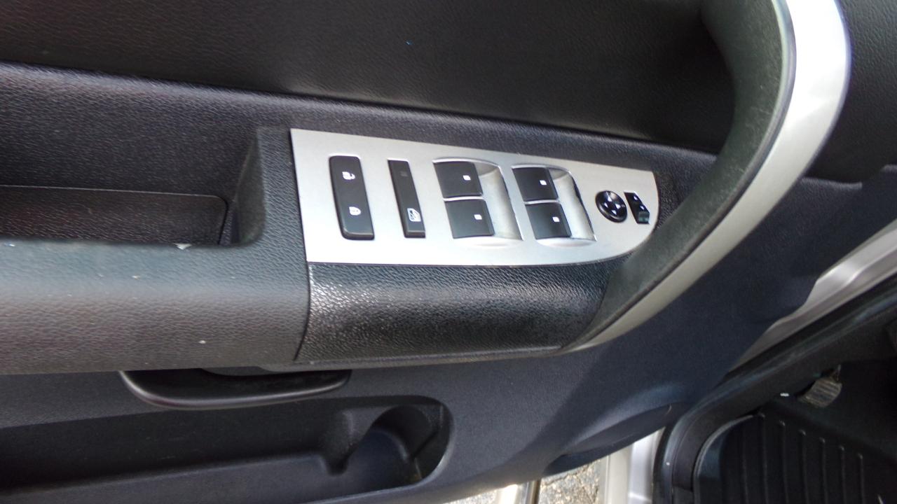 Chevrolet Silverado 1500 2WD Crew Cab 143.5" LT 2009