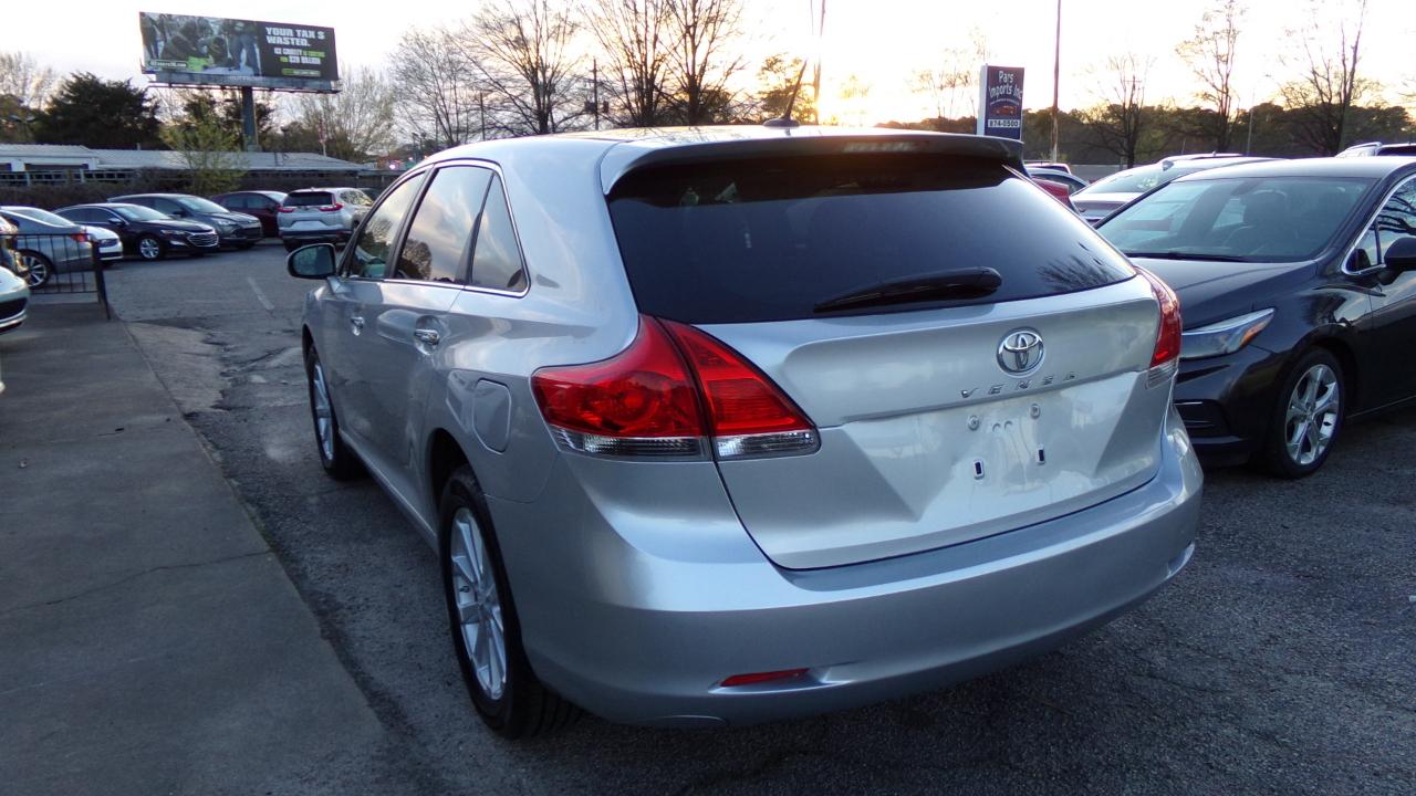 Toyota Venza 4dr Wgn I4 FWD (Natl) 2009