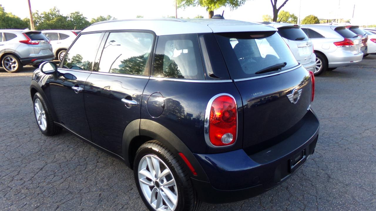MINI Cooper Countryman FWD 4dr 2012