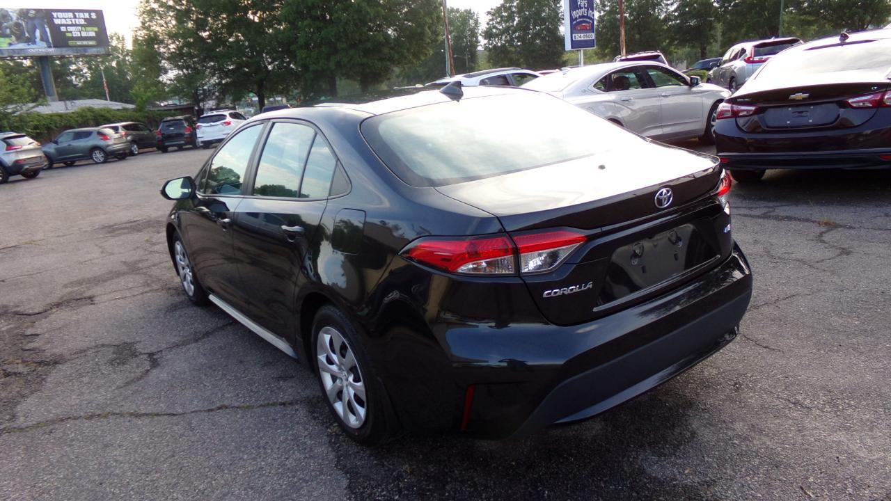 Toyota Corolla LE CVT (Natl) 2021