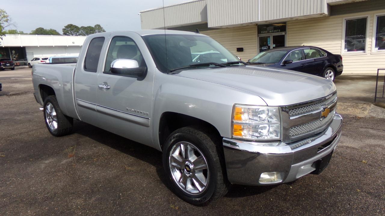 Chevrolet Silverado 1500 2WD Ext Cab 143.5" LT 2013