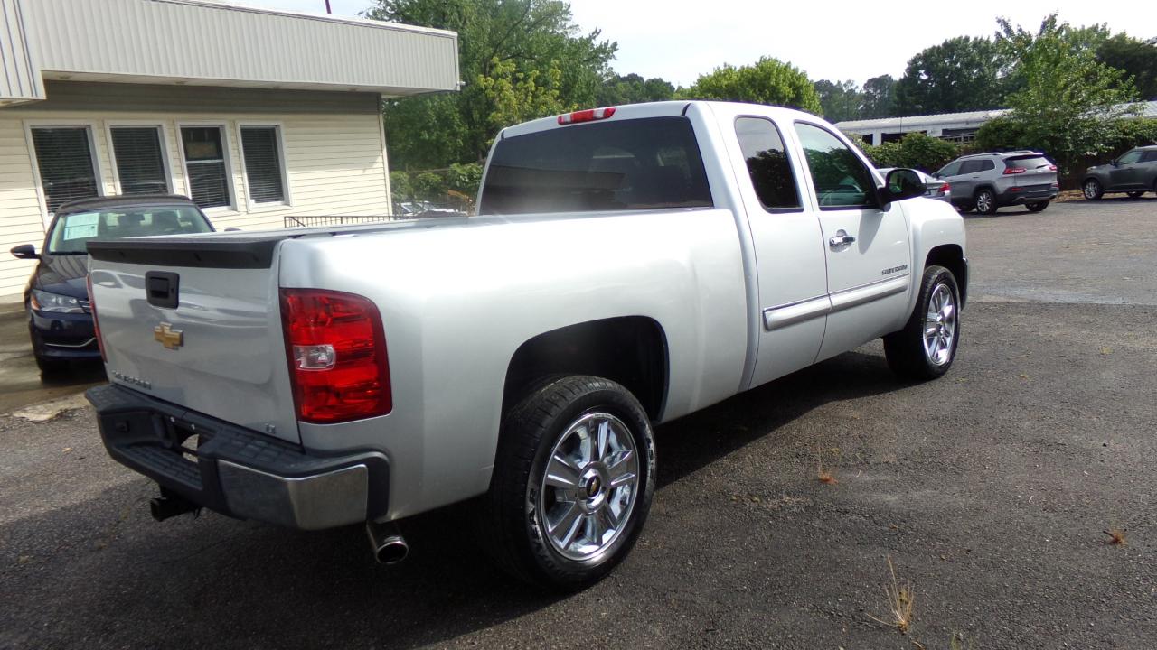 Chevrolet Silverado 1500 2WD Ext Cab 143.5" LT 2013