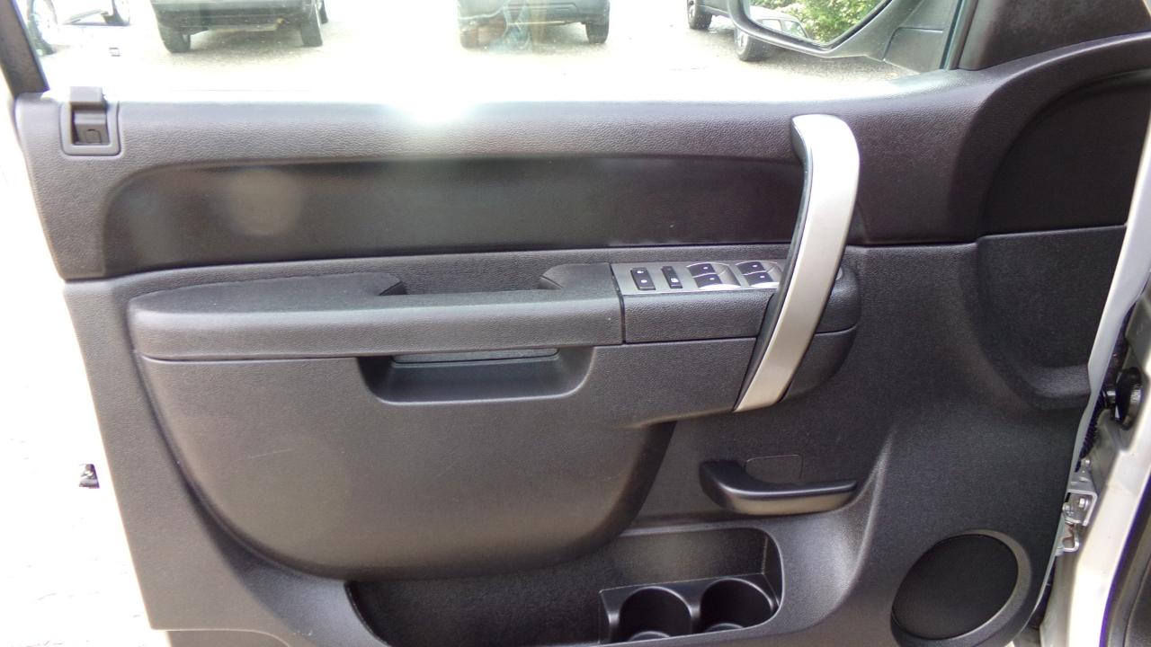Chevrolet Silverado 1500 2WD Ext Cab 143.5" LT 2013