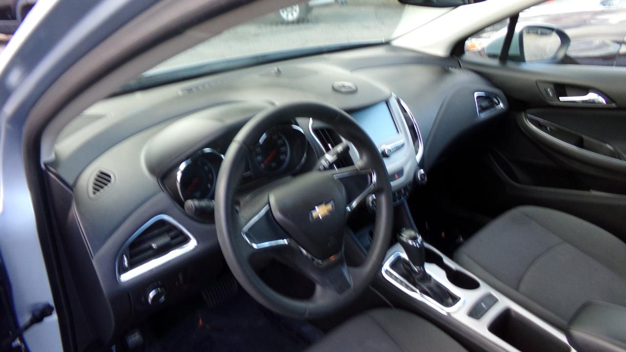 Chevrolet Cruze 4dr Sdn 1.4L LS w/1SB 2018