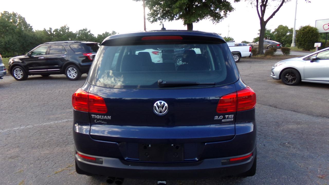 Volkswagen Tiguan 4WD 4dr Auto SE w/Sunroof & Nav 2013