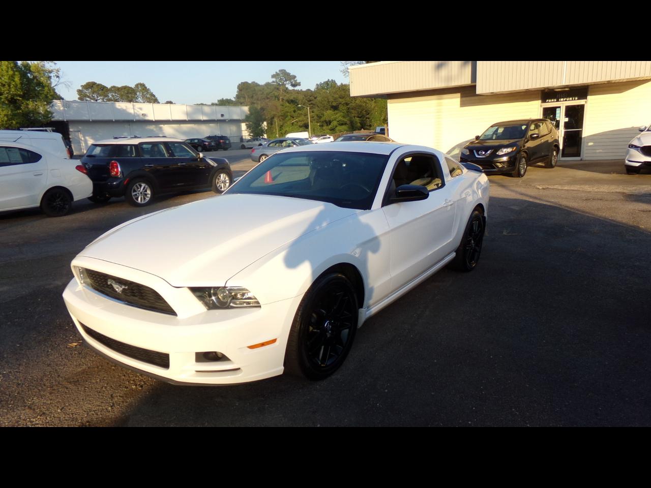 2014 Ford Mustang 2dr Cpe V6