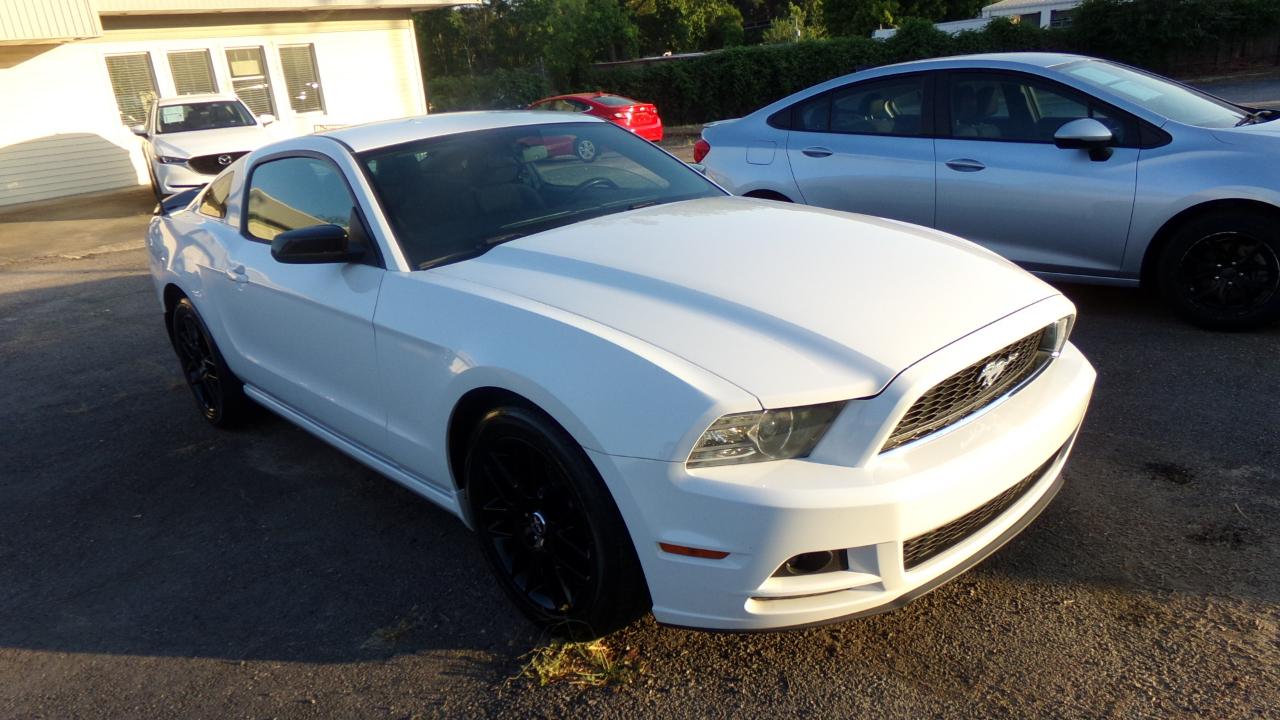 Ford Mustang 2dr Cpe V6 2014