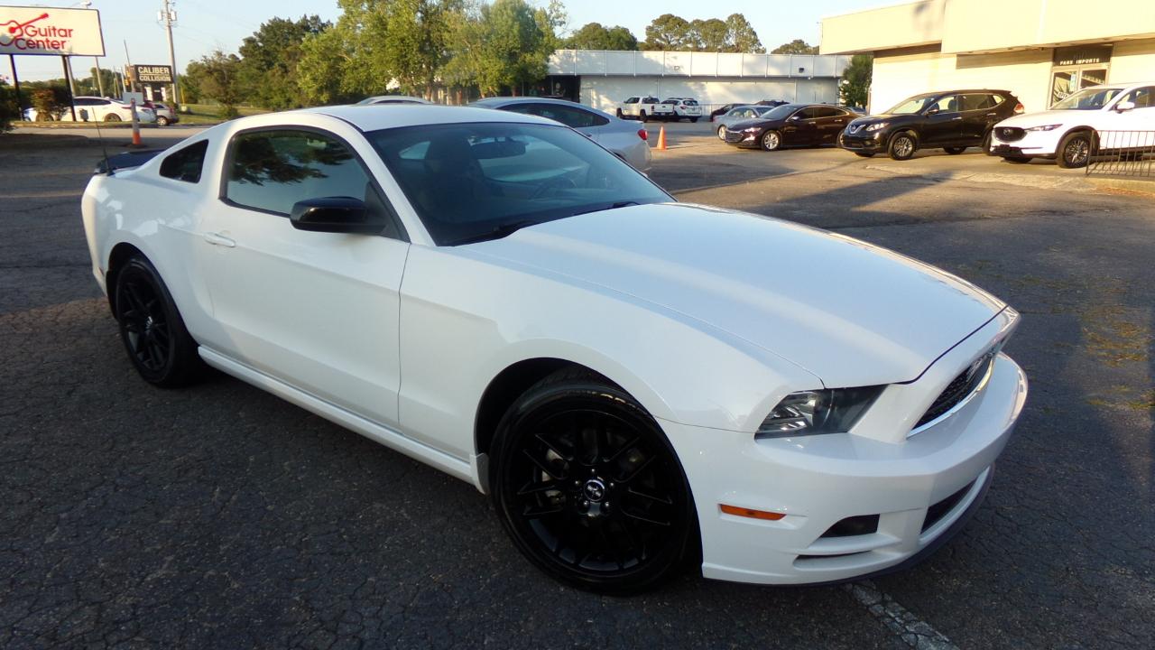Ford Mustang 2dr Cpe V6 2014