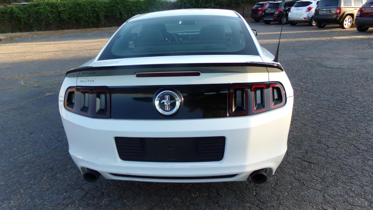 Ford Mustang 2dr Cpe V6 2014