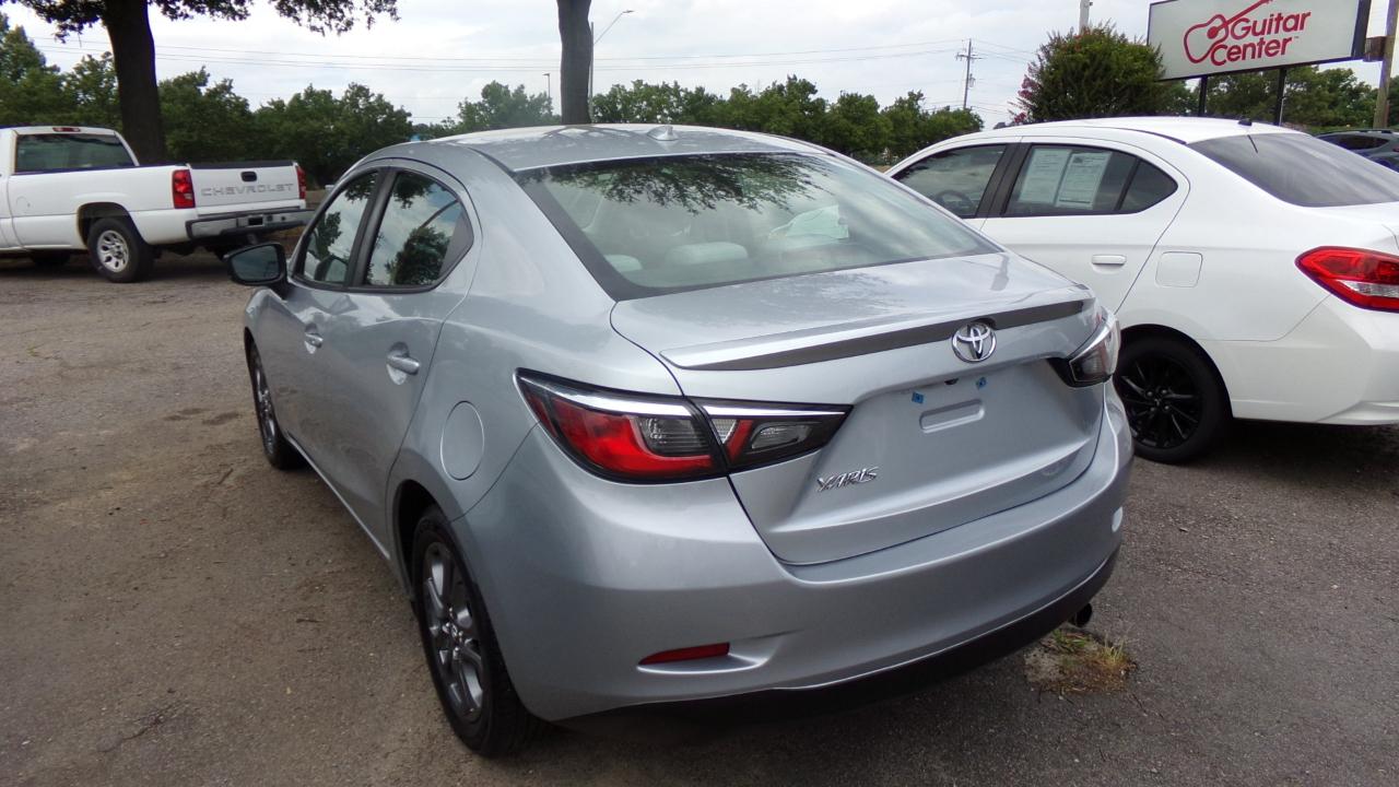 Toyota Yaris Sedan XLE Auto (Natl) 2019