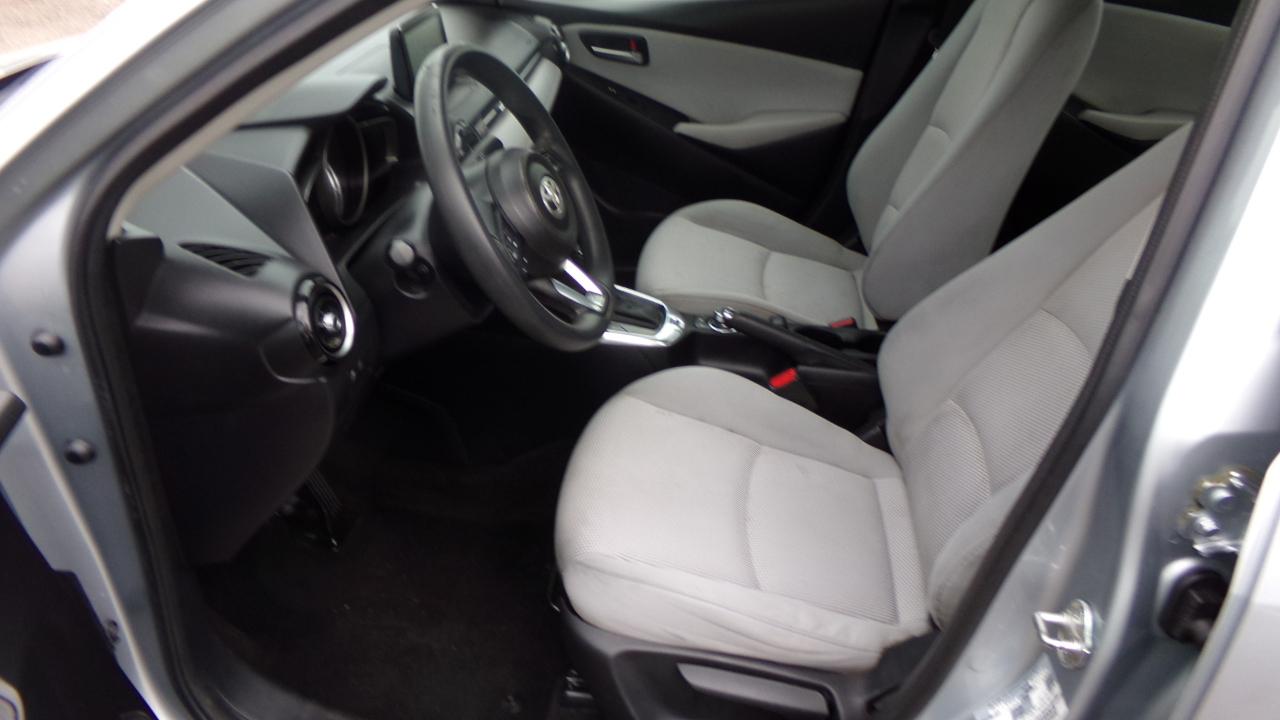Toyota Yaris Sedan XLE Auto (Natl) 2019