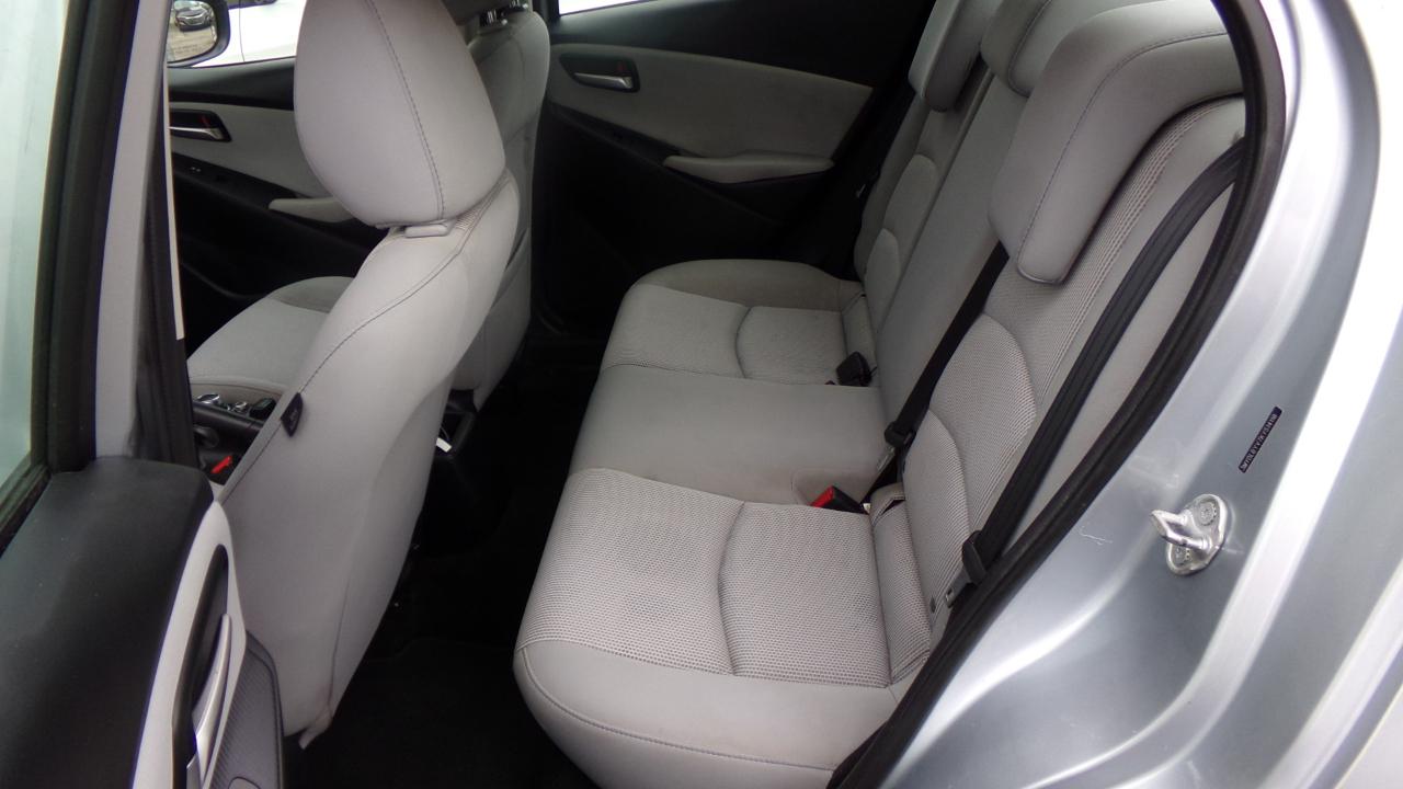 Toyota Yaris Sedan XLE Auto (Natl) 2019