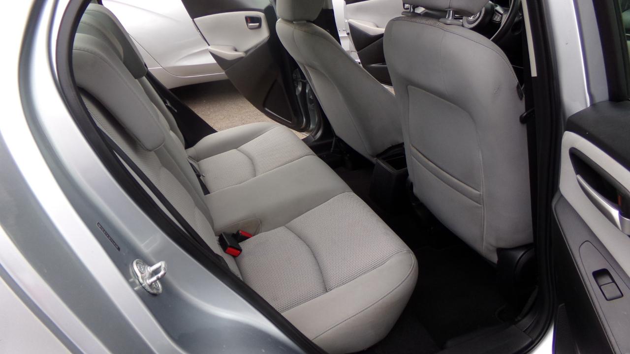 Toyota Yaris Sedan XLE Auto (Natl) 2019