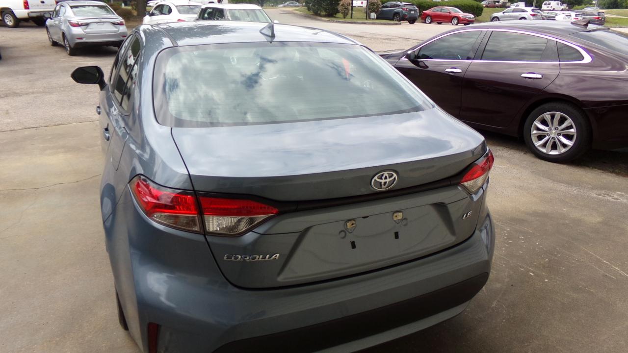 Toyota Corolla LE CVT (Natl) 2021
