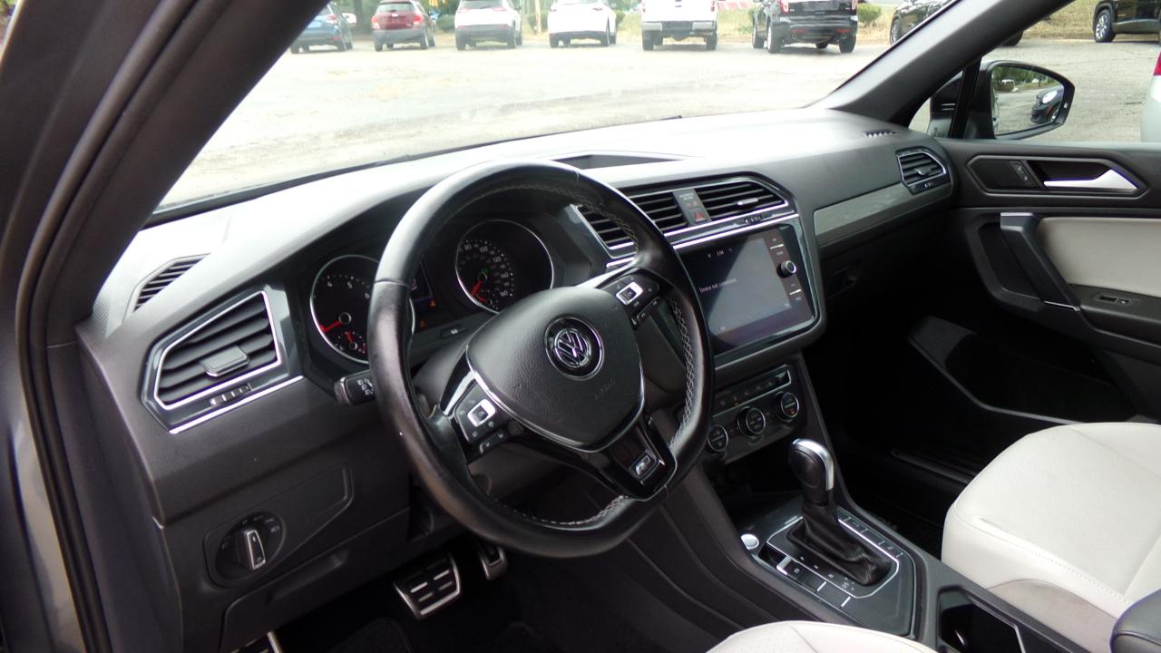 Volkswagen Tiguan 2.0T SE R-Line Black FWD 2020