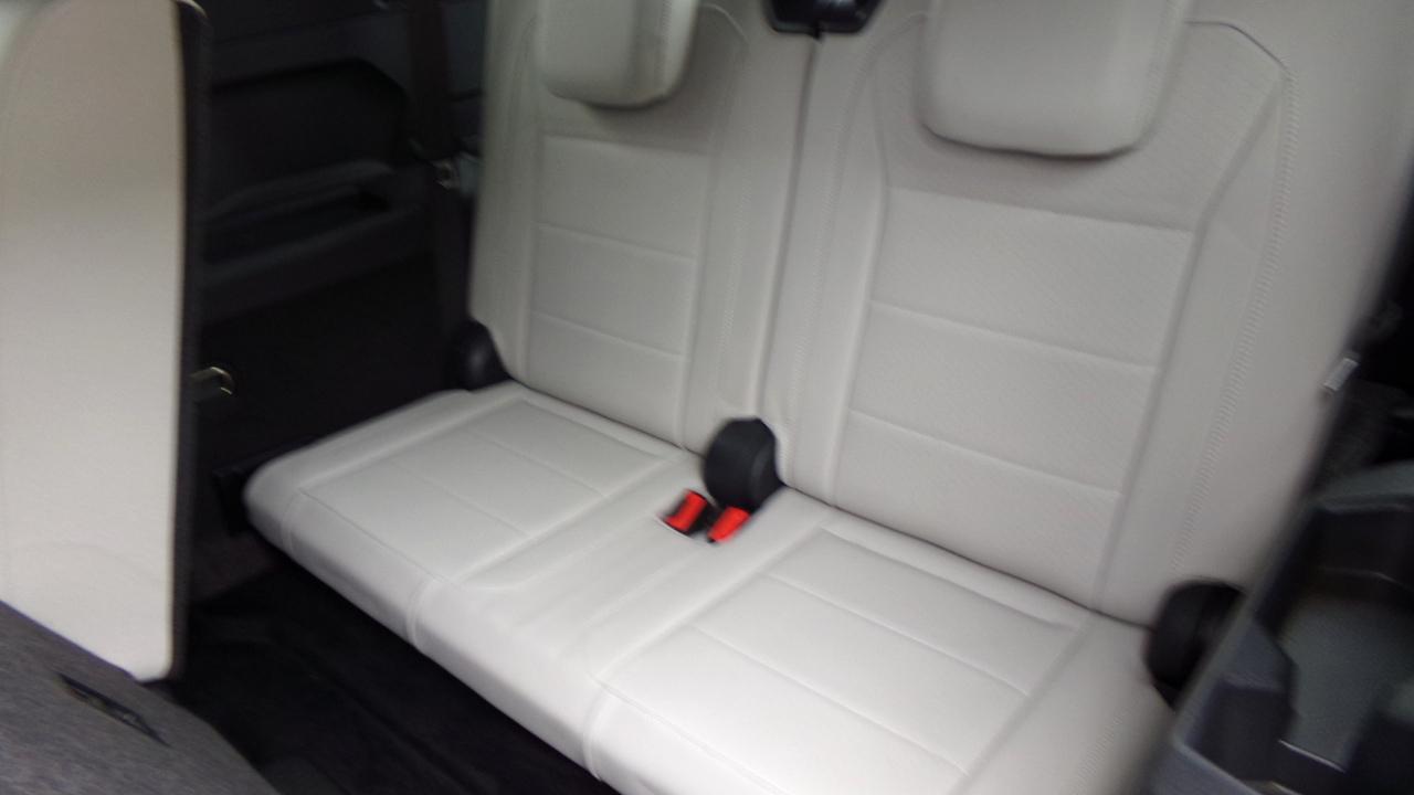 Volkswagen Tiguan 2.0T SE R-Line Black FWD 2020