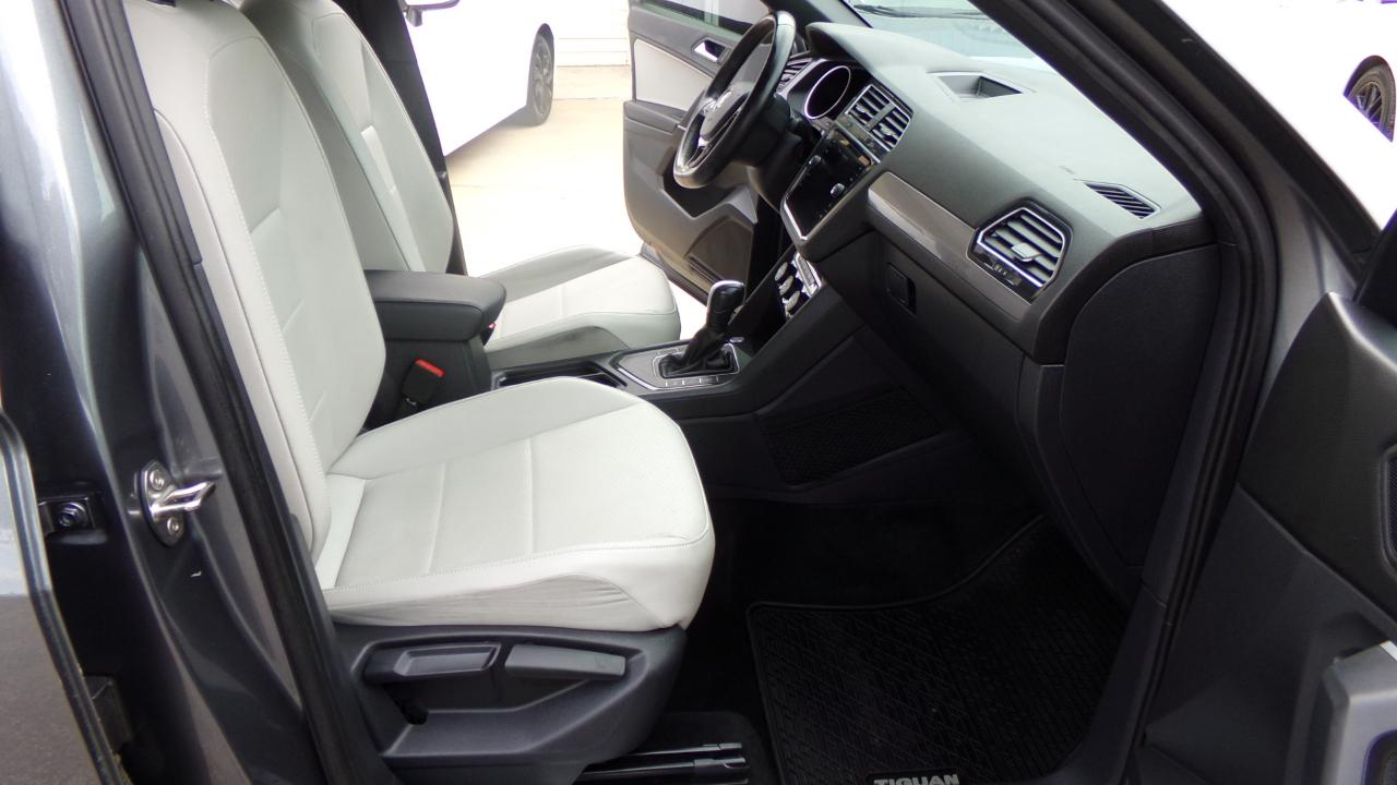 Volkswagen Tiguan 2.0T SE R-Line Black FWD 2020