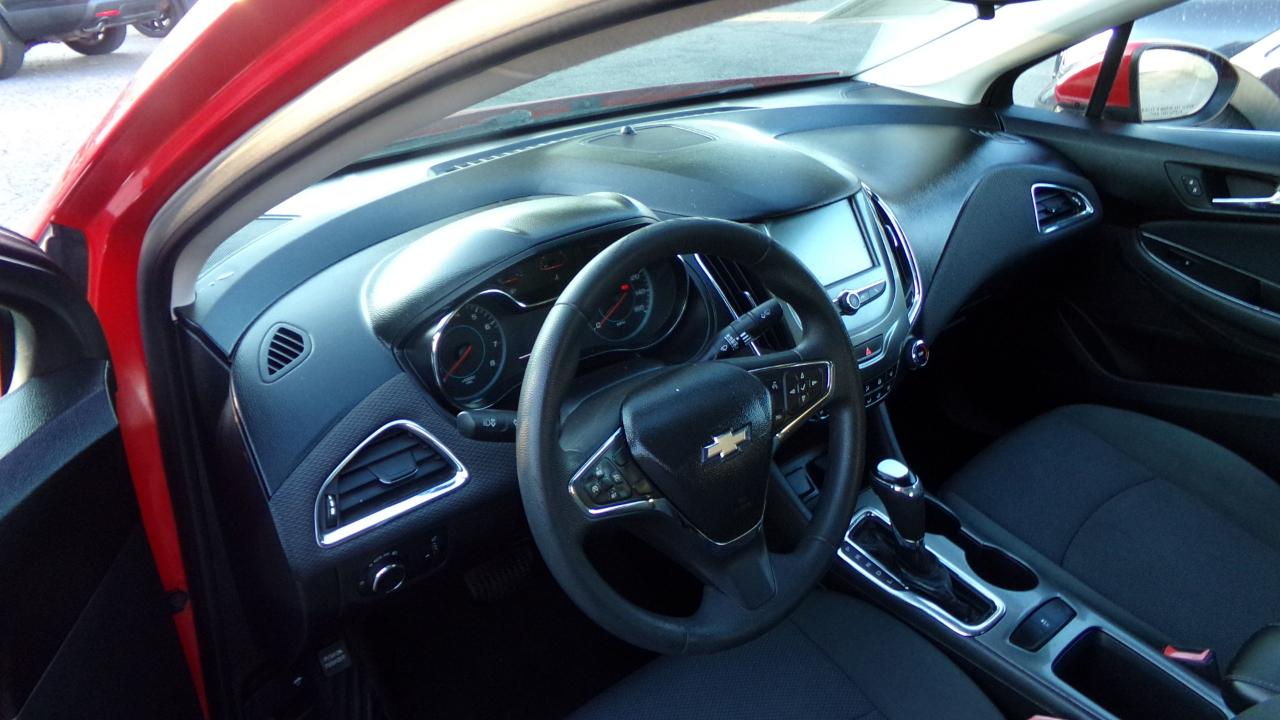 Chevrolet Cruze 4dr Sdn 1.4L LT w/1SD 2017