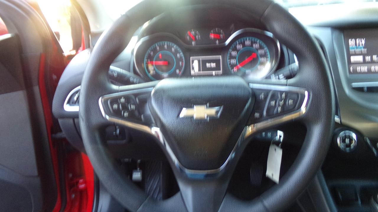 Chevrolet Cruze 4dr Sdn 1.4L LT w/1SD 2017