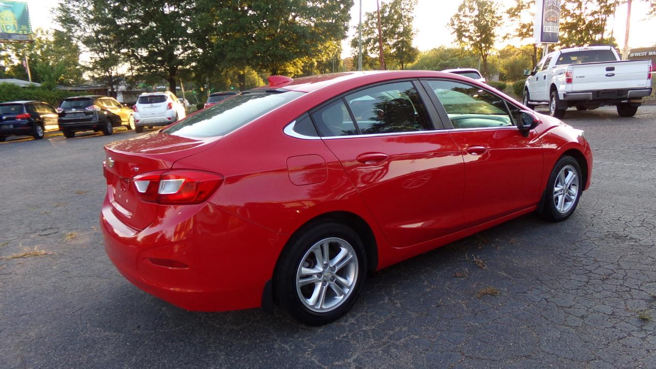 Chevrolet Cruze 4dr Sdn 1.4L LT w/1SD 2017