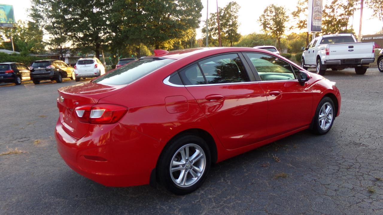 Chevrolet Cruze 4dr Sdn 1.4L LT w/1SD 2017