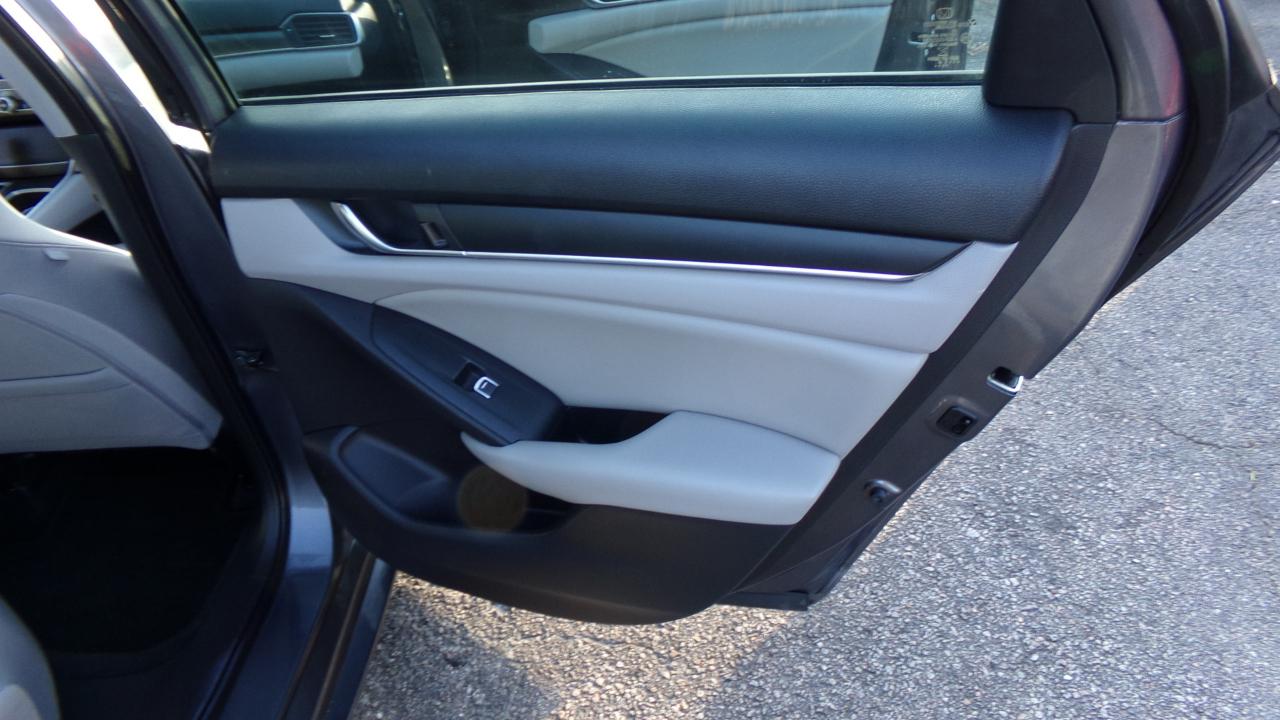 Honda Accord Sedan LX 1.5T CVT 2019