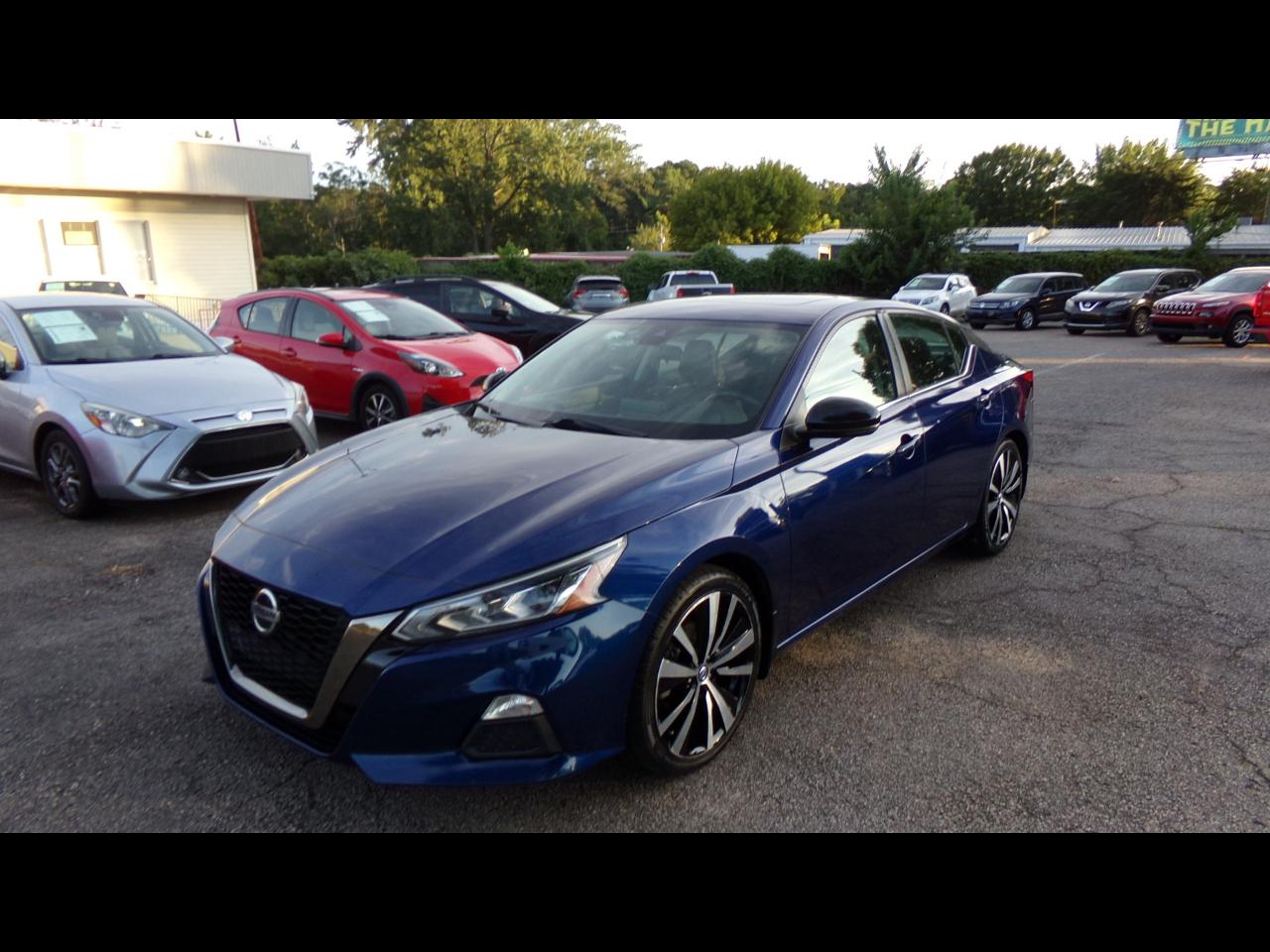 2020 Nissan Altima 2.5 SR Sedan