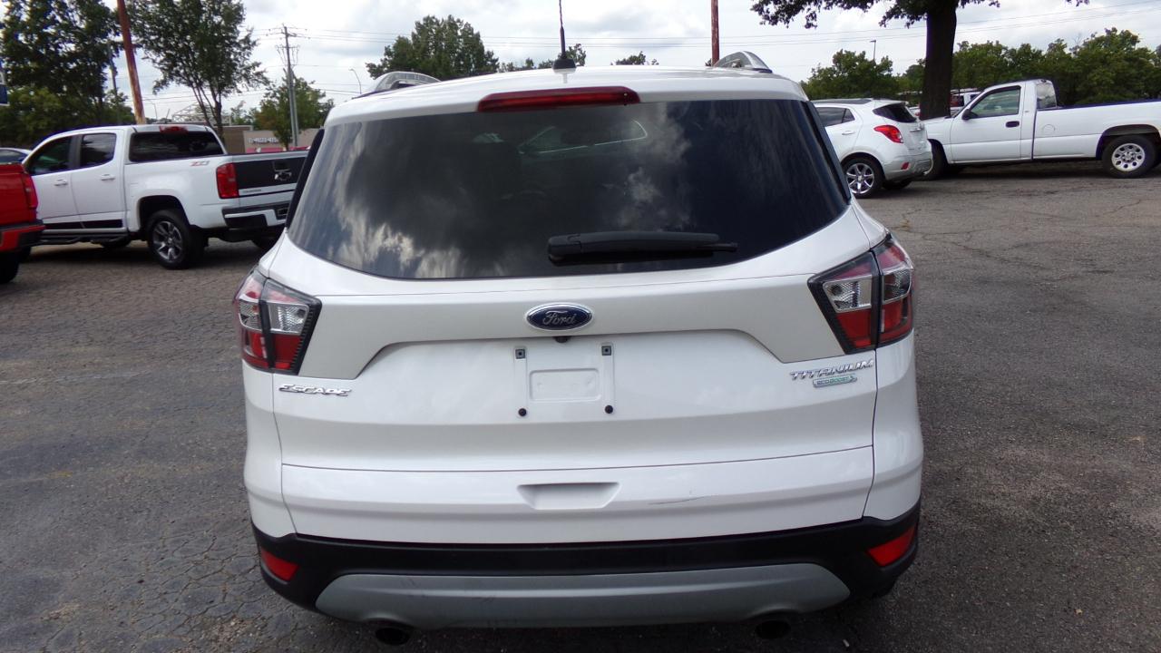 Ford Escape Titanium FWD 2017