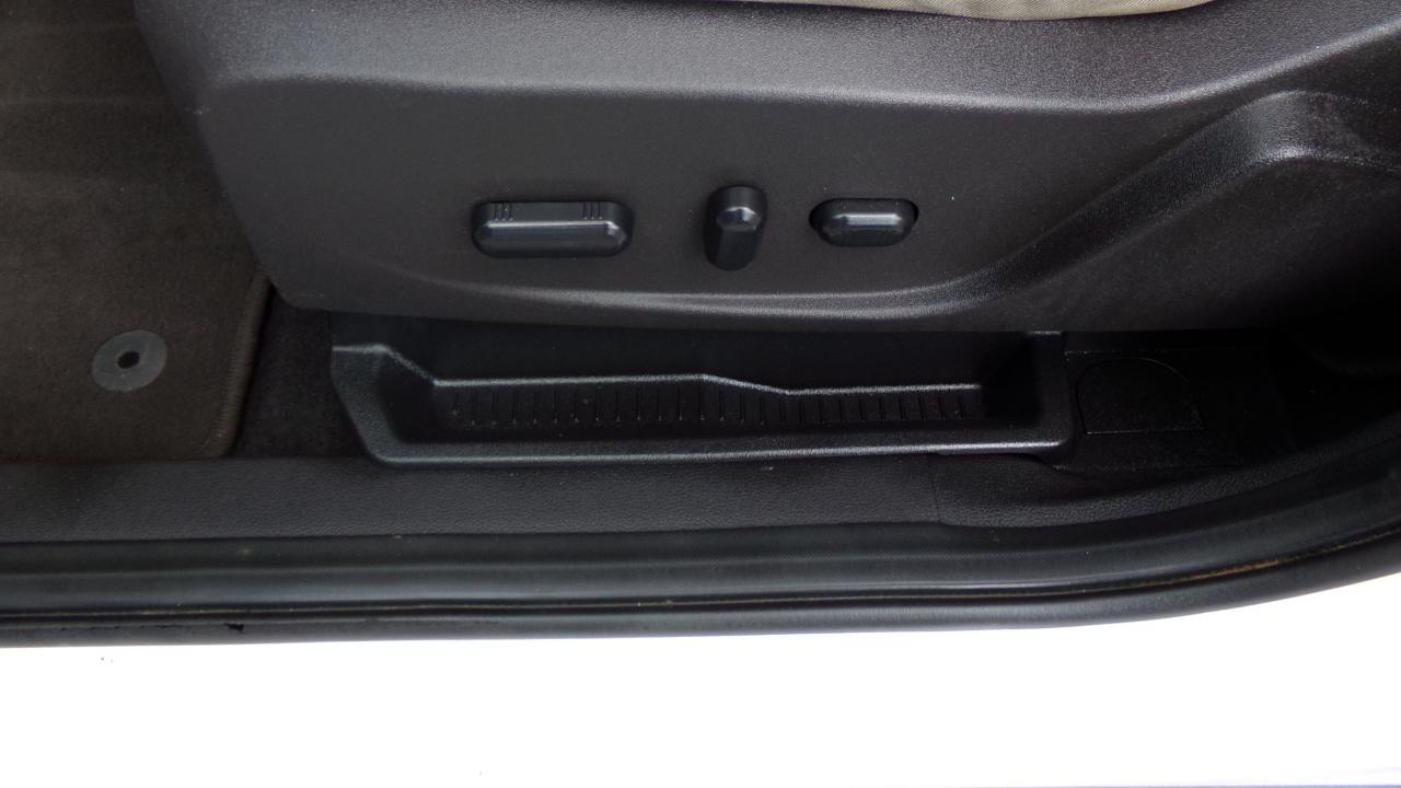 Ford Escape Titanium FWD 2017