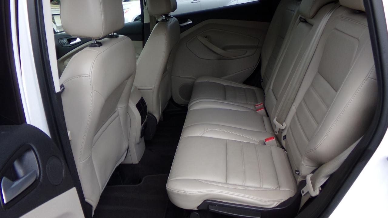 Ford Escape Titanium FWD 2017