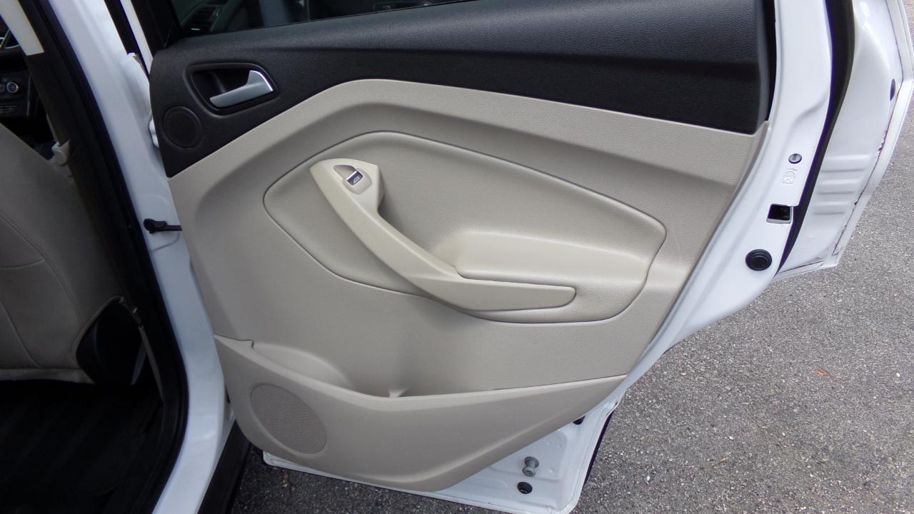 Ford Escape Titanium FWD 2017