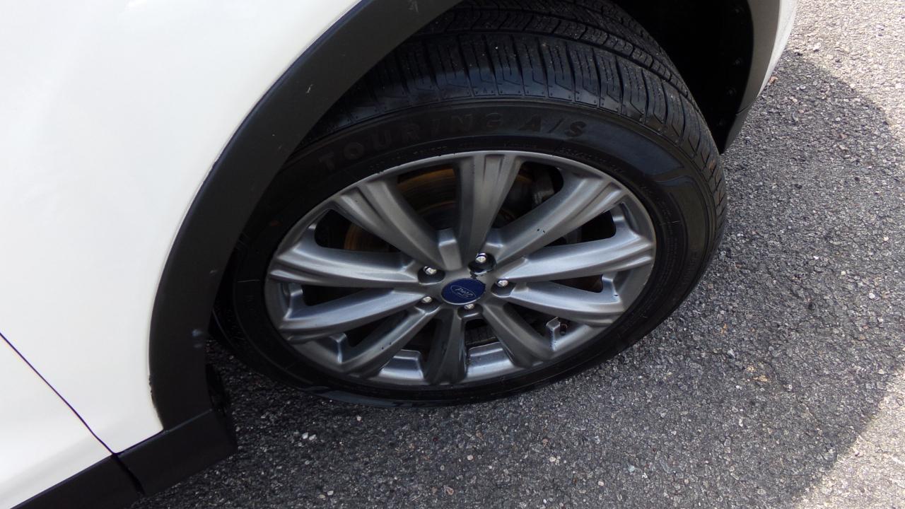 Ford Escape Titanium FWD 2017