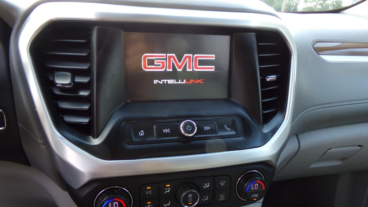 GMC Acadia FWD 4dr SLE w/SLE-1 2017