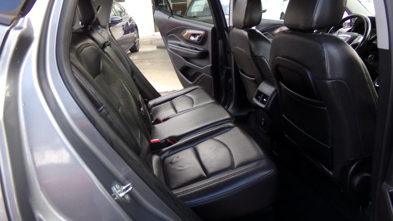 GMC Terrain FWD 4dr SLE 2019