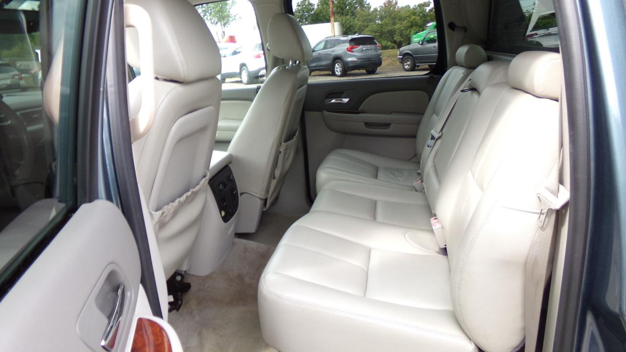 Chevrolet Avalanche 2WD Crew Cab 130" LT w/1LT 2009
