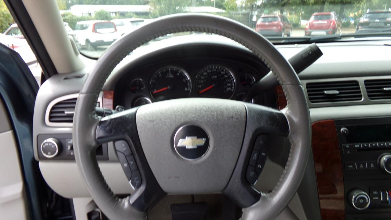 Chevrolet Avalanche 2WD Crew Cab 130" LT w/1LT 2009