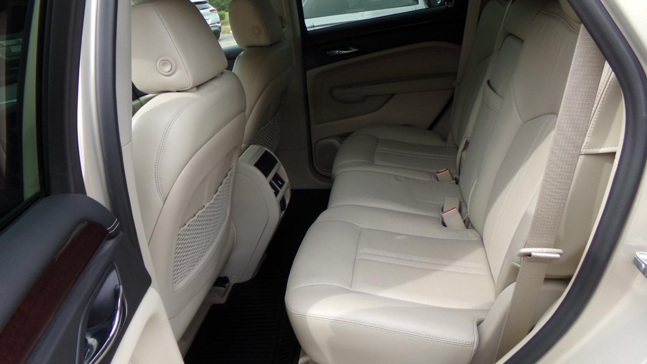 Cadillac SRX AWD 4dr Luxury Collection 2011