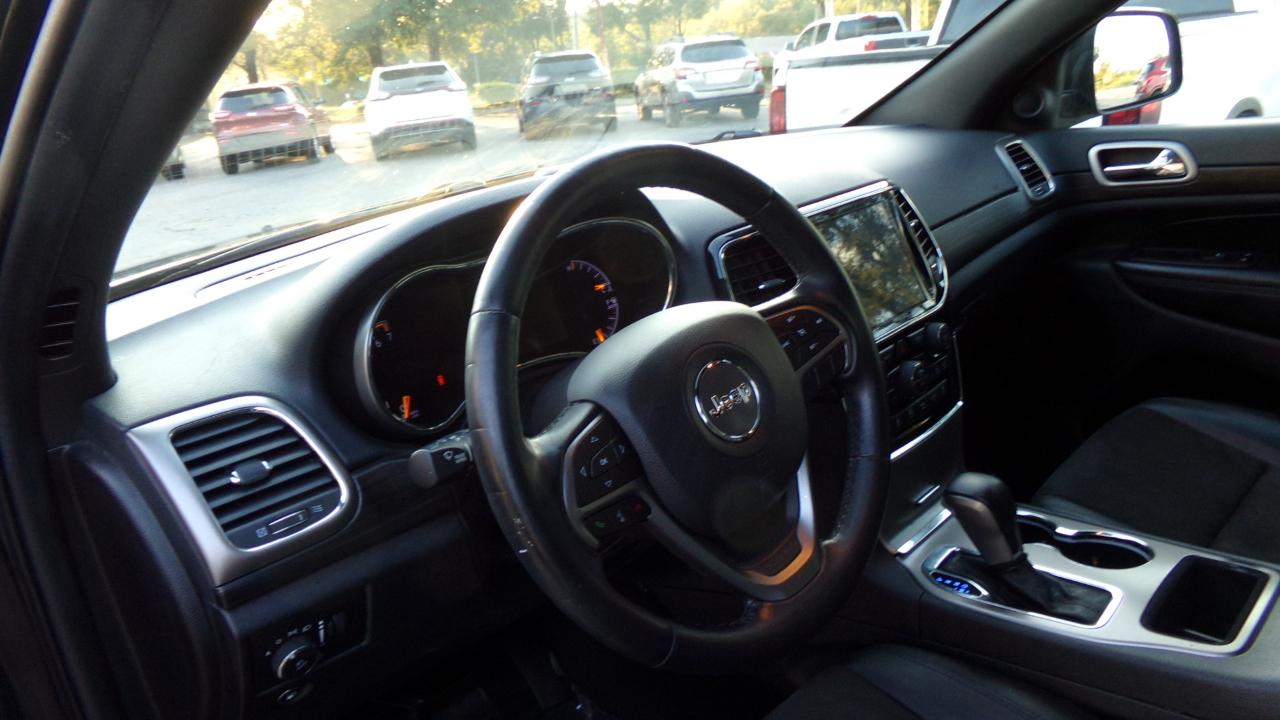Jeep Grand Cherokee Laredo X 4x4 2021