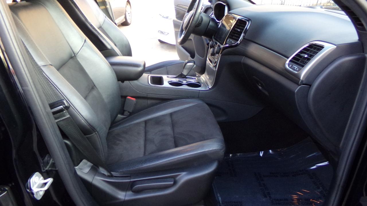Jeep Grand Cherokee Laredo X 4x4 2021